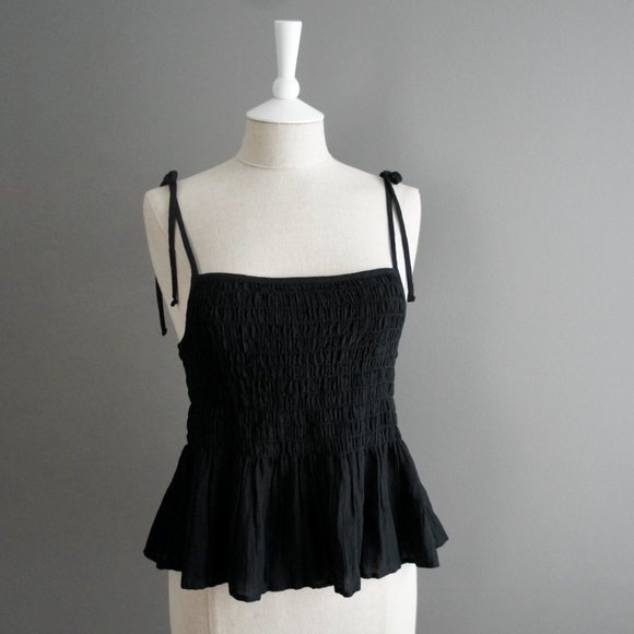 Gap Square Neck Black Smocked Tie Strap Tank Top Size Medium - Picture 4 of 13
